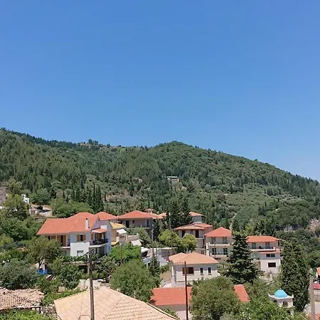 House Of Aggelos - Karya Lefkadas شقة Kariá