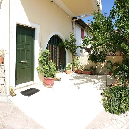 House Of Aggelos - Karya Lefkadas *
